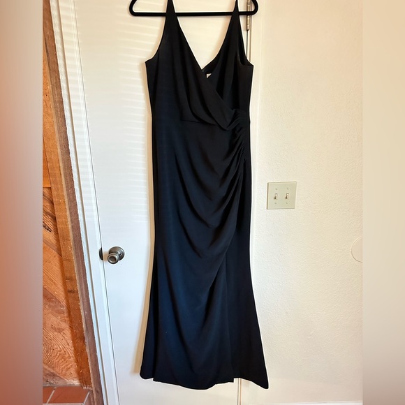 Black Dress the Population Ruched Side Slit Gown XXL - Picture 7 of 8